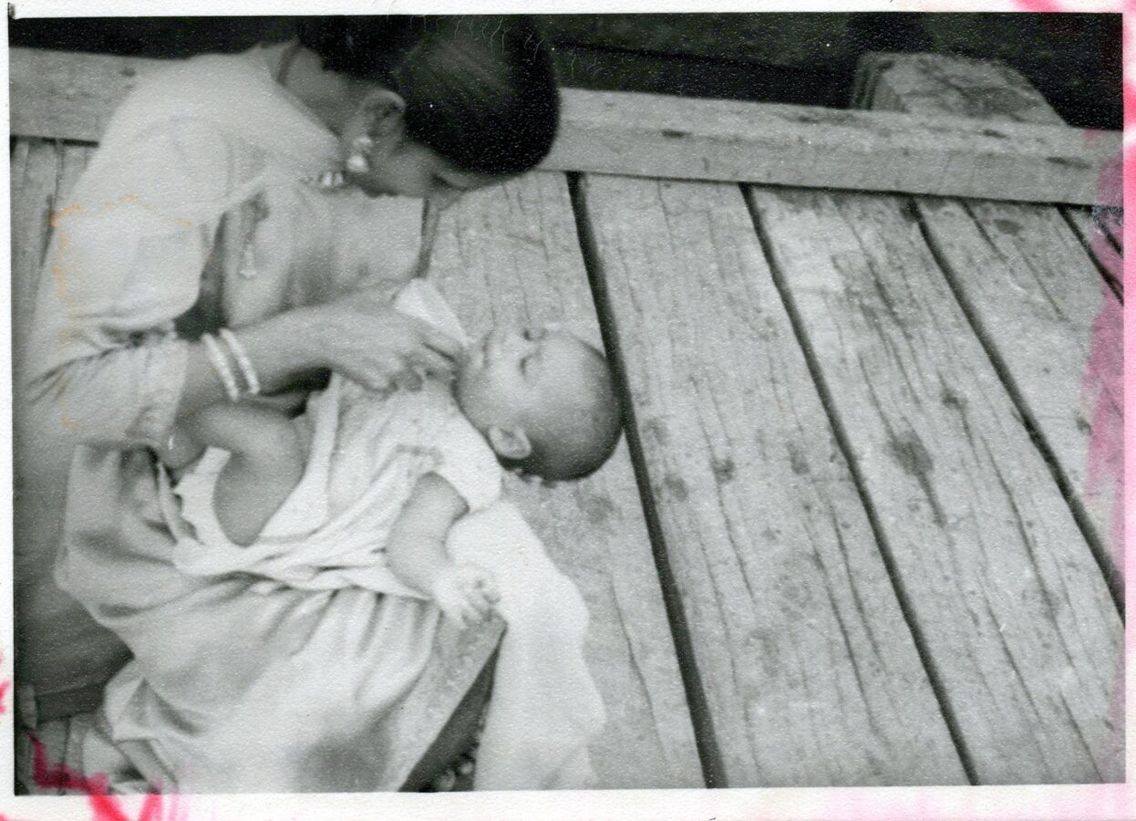 Surjit & Chilloo, 1957 © Harchand Singh Shinhat